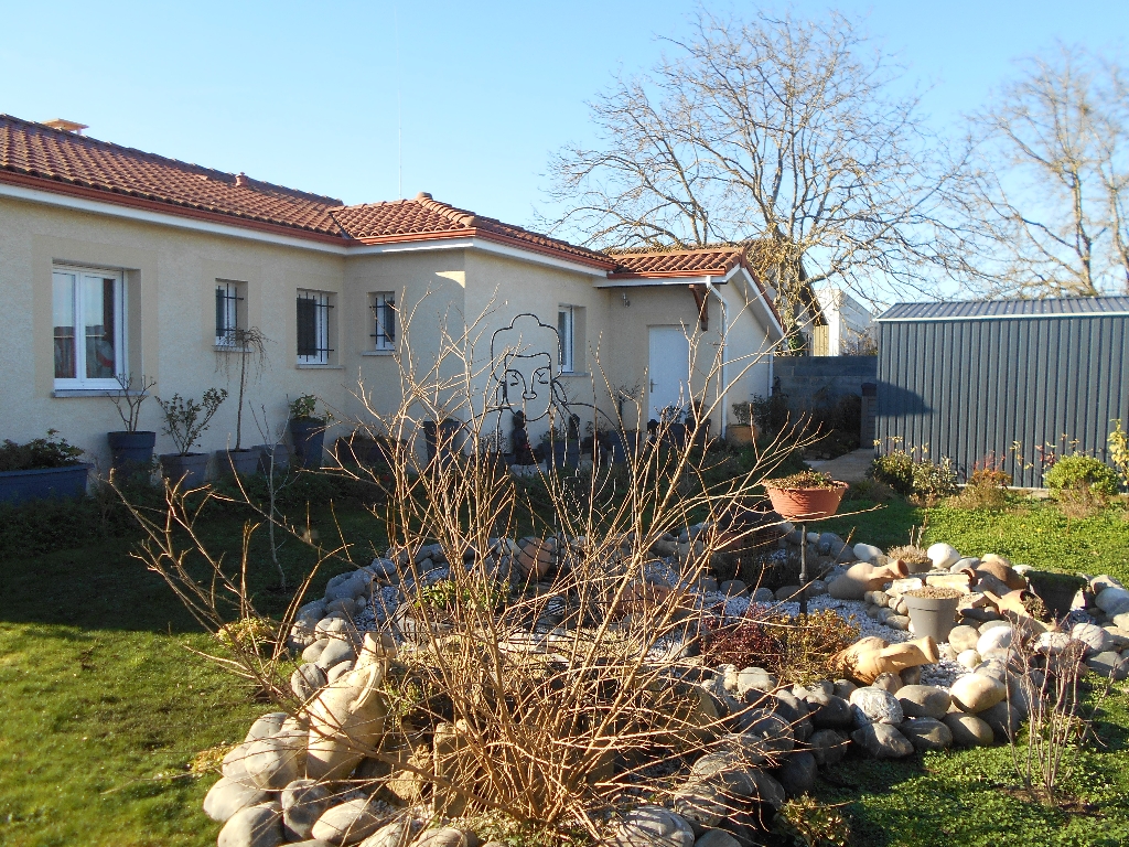 Maison Vicenbigorre 5 pièce(s) 110 m2 VicenBigorre 65500