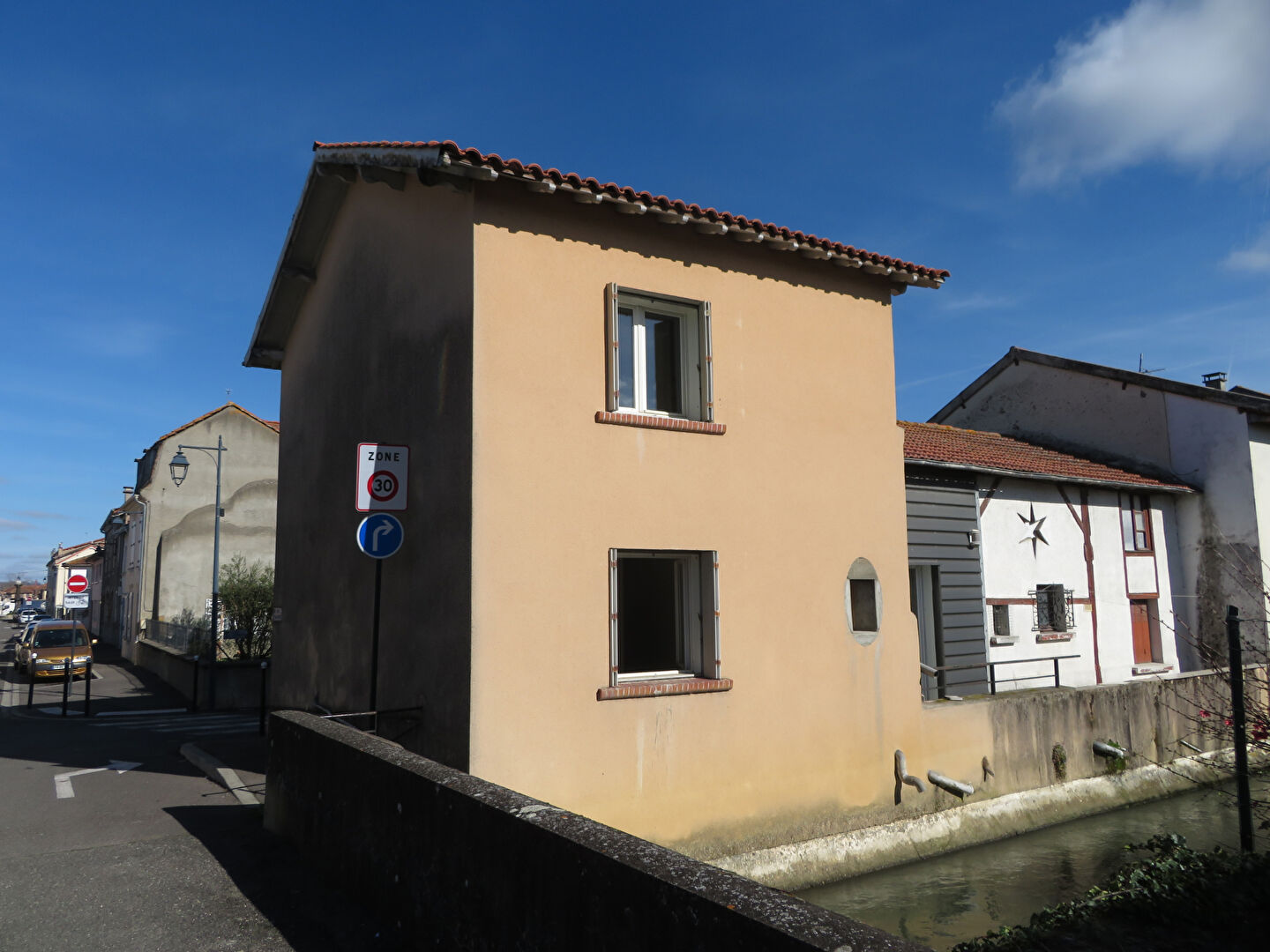 Agence immobilière de 
 VASCONIE IMMOBILIER - VASCONIE IMMOBILIER 

