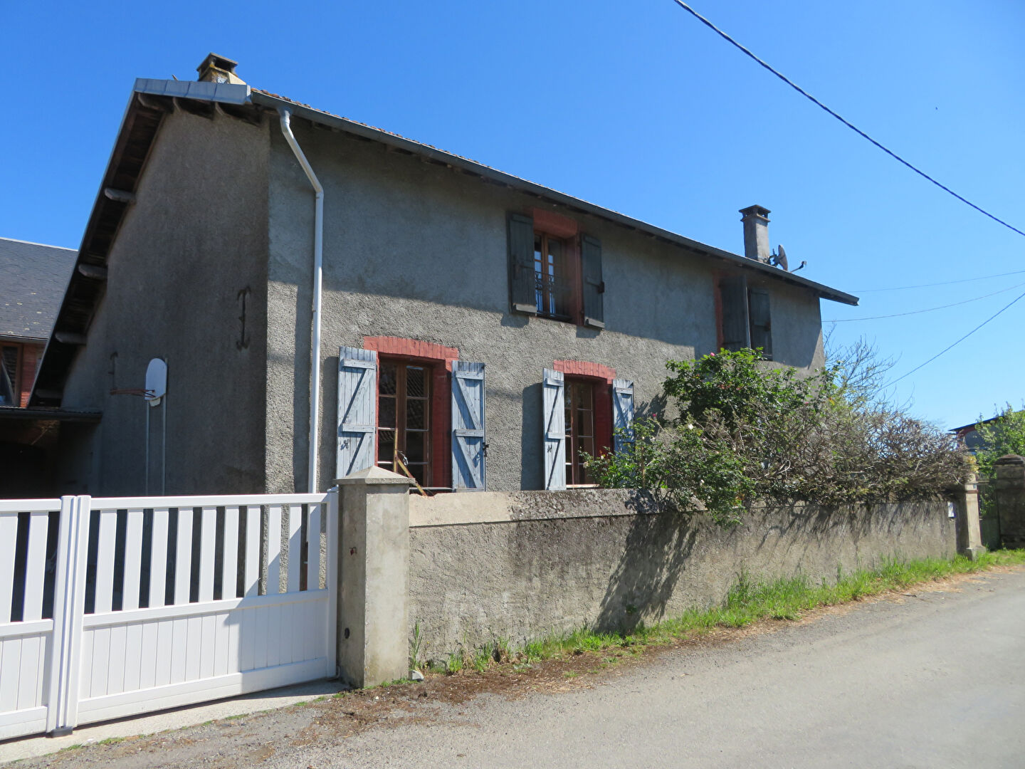 Photo MAISON ANCIENNE    15 mn de Tarbes image 3/6