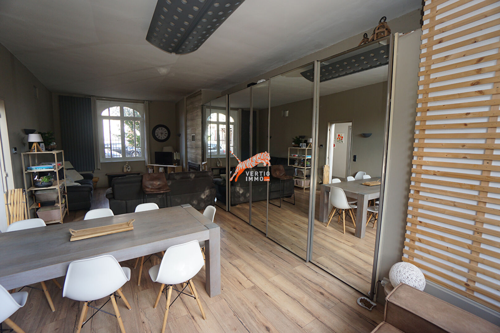 Photo MOREUIL, maison avec étang centre-ville image 5/6