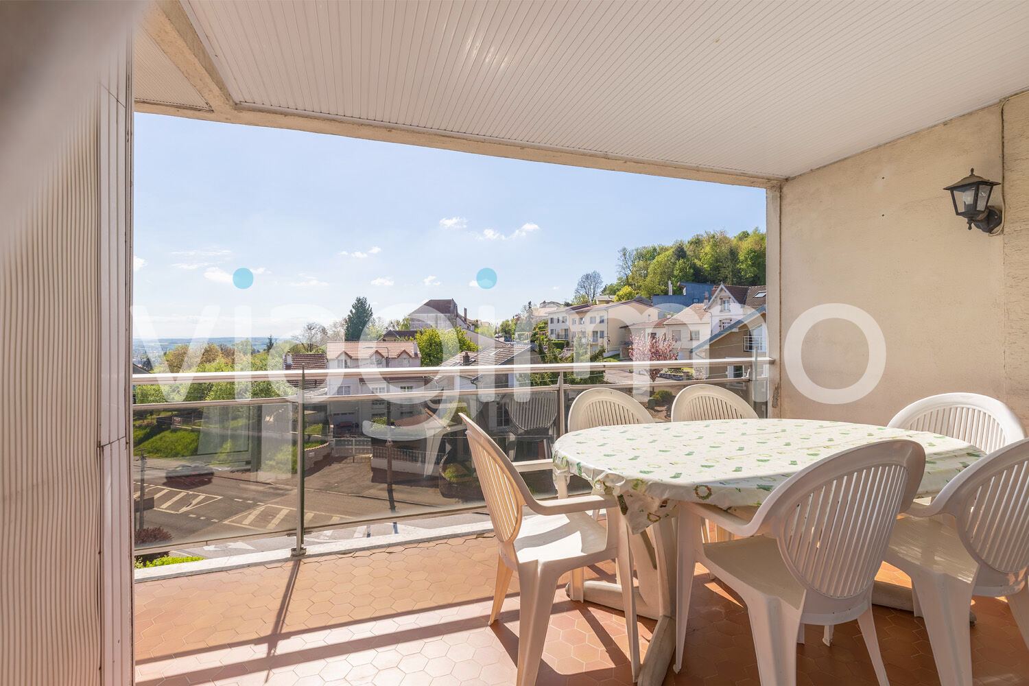 Appartement dernier étage avec terrasse et vue dominante