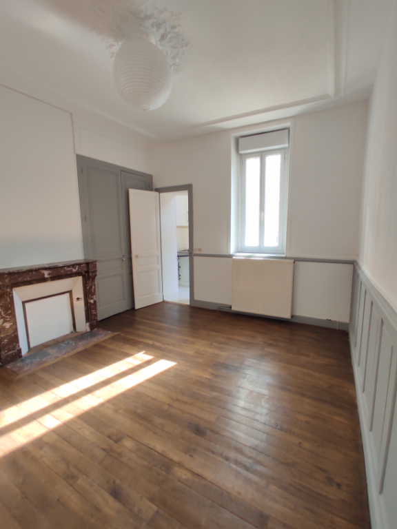 Photo LIMOGES T2 DE 42 m² AVEC JARDIN image 1/6