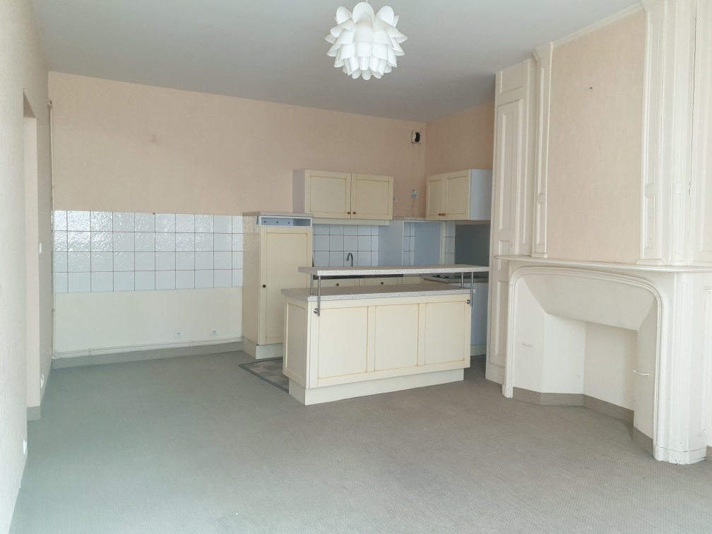  LIMOGES  T2  DE 45 m  HYPER CENTRE  VILLE Limoges  87000