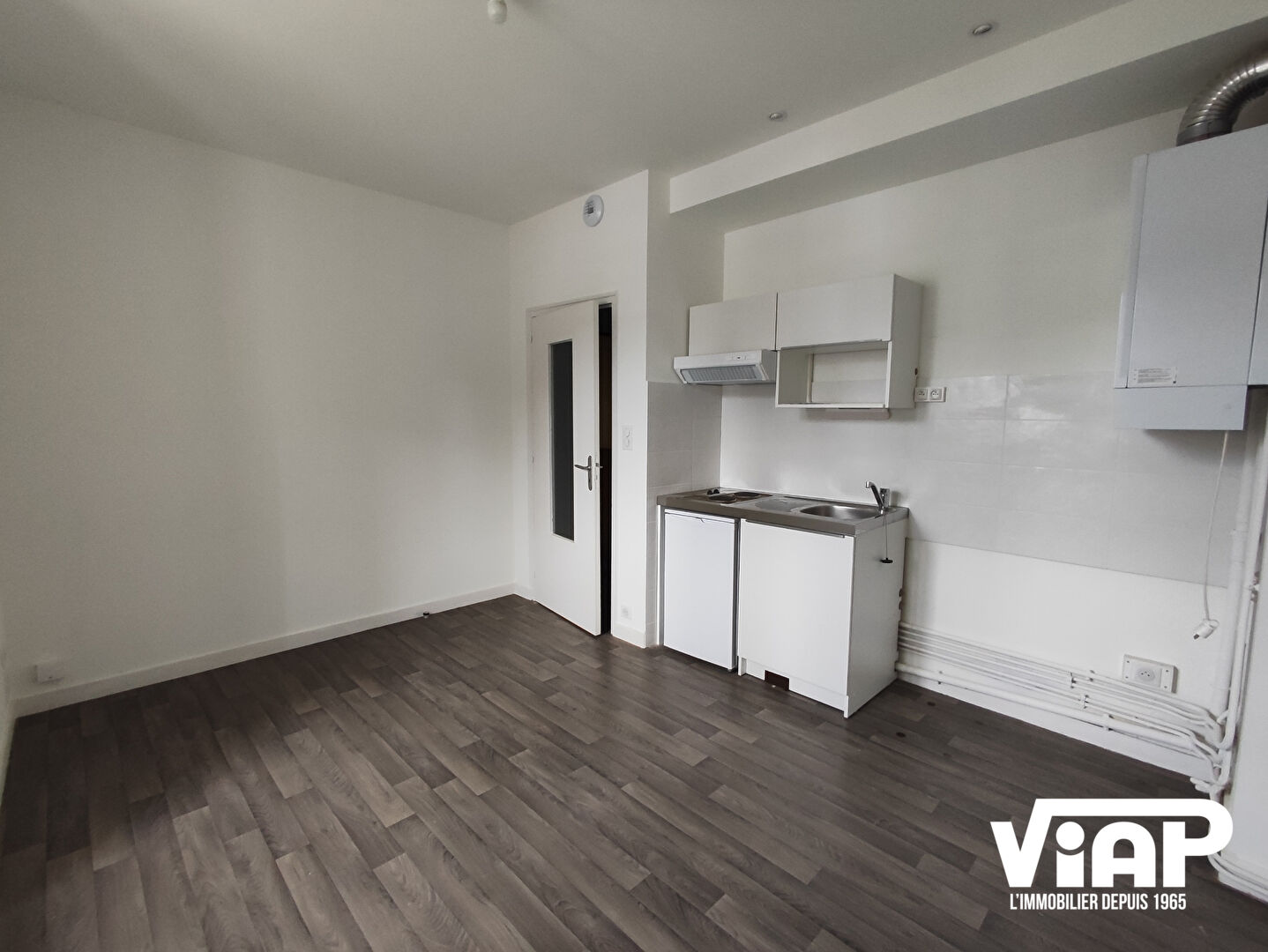 LIMOGES  T2 DE 25 m² EN BORD DE VIENNE