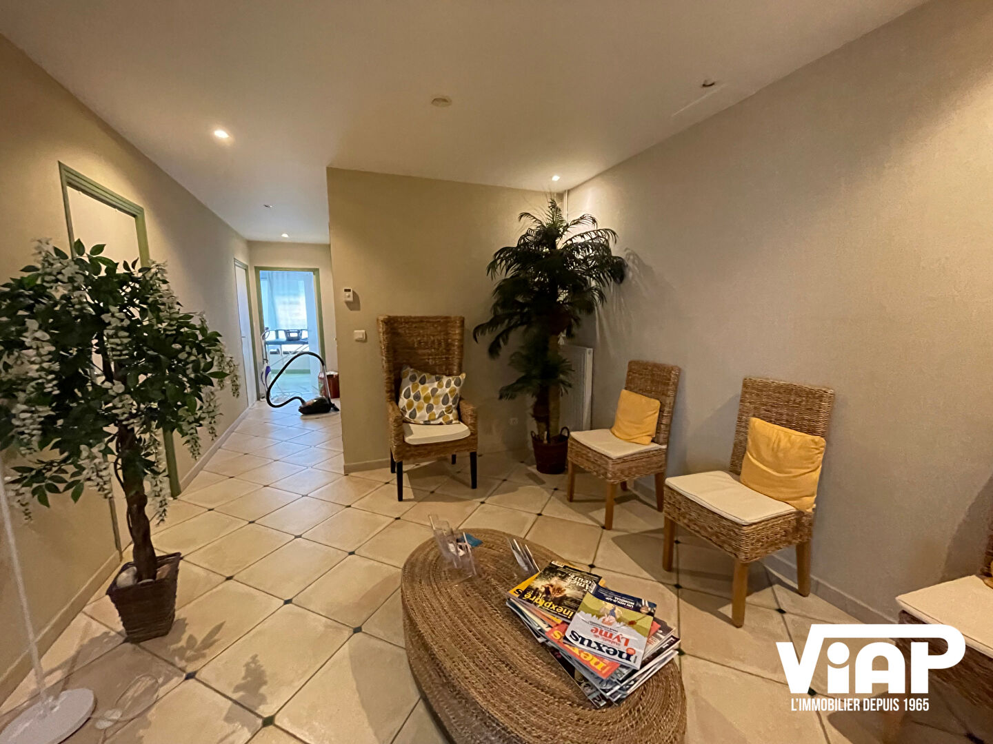 BUREAUX PROCHE MAIRIE