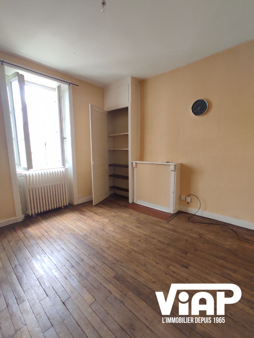 Photo T2 DE 45 m² QUARTIER CALME image 1/6