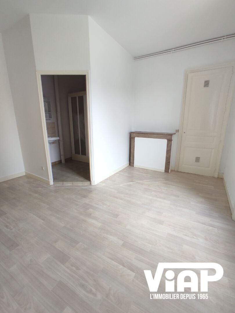 Photo T2 DE 45 m² QUARTIER CALME image 4/6