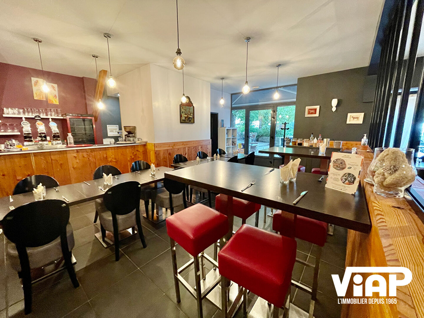 Photo Immeuble et restaurant à Eymoutiers 18 pièce(s) 350 m2 image 3/6