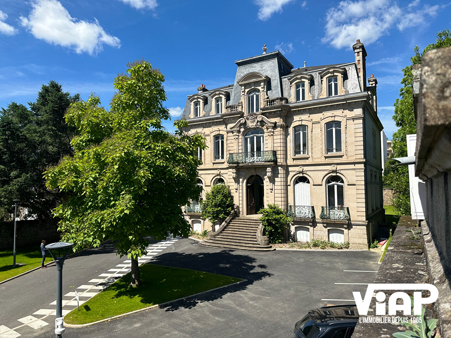 Demeure de prestige Limoges 20 pièces 615 m2