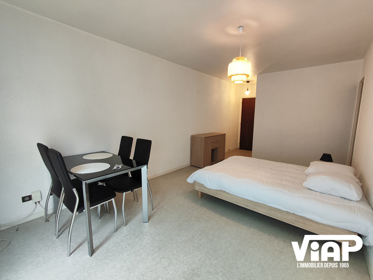 Photo STUDIO MEUBLÉ PROCHE FAC DES SCIENCES image 2/5