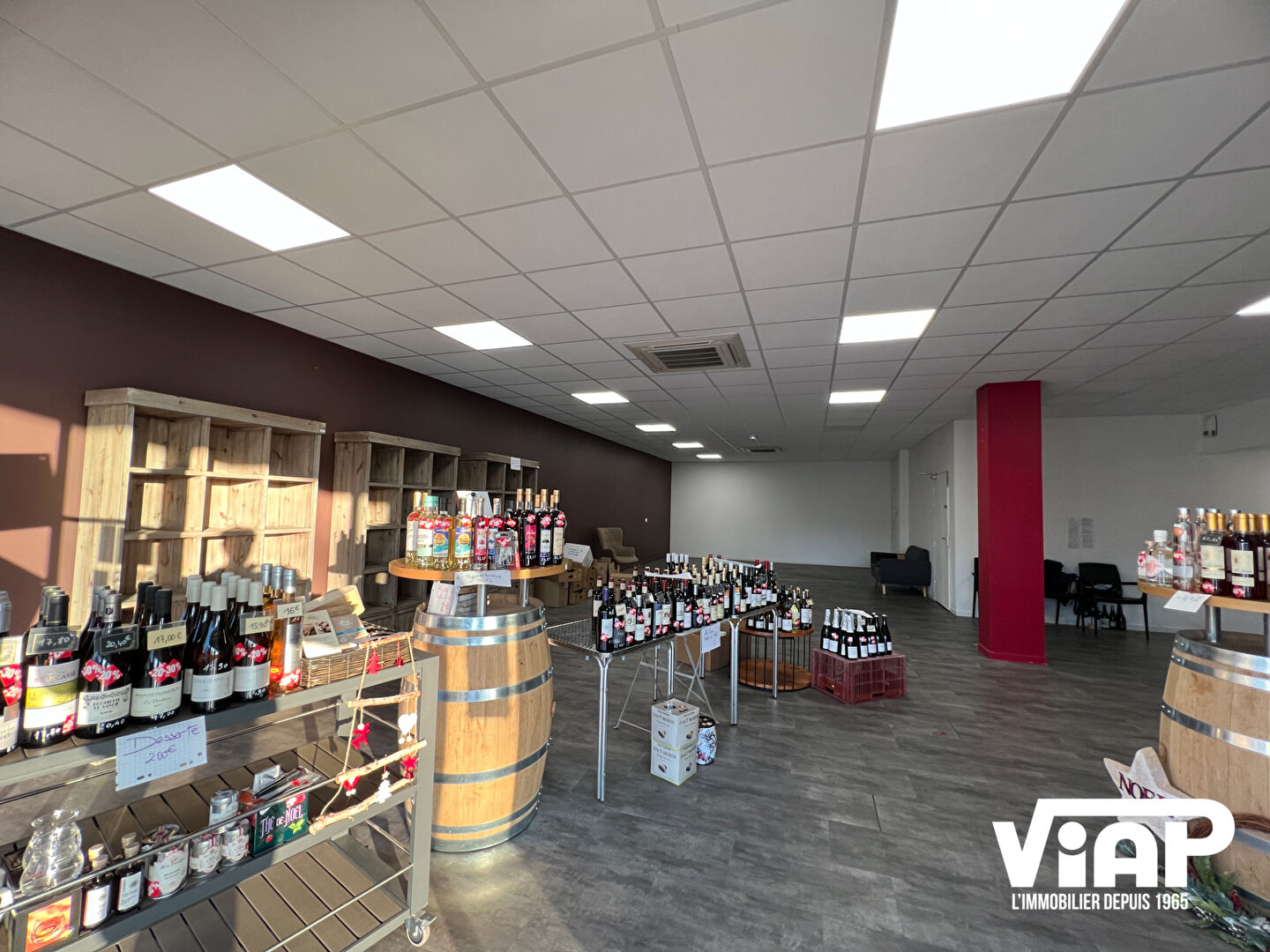 Local  Centre Commercial  350 m2