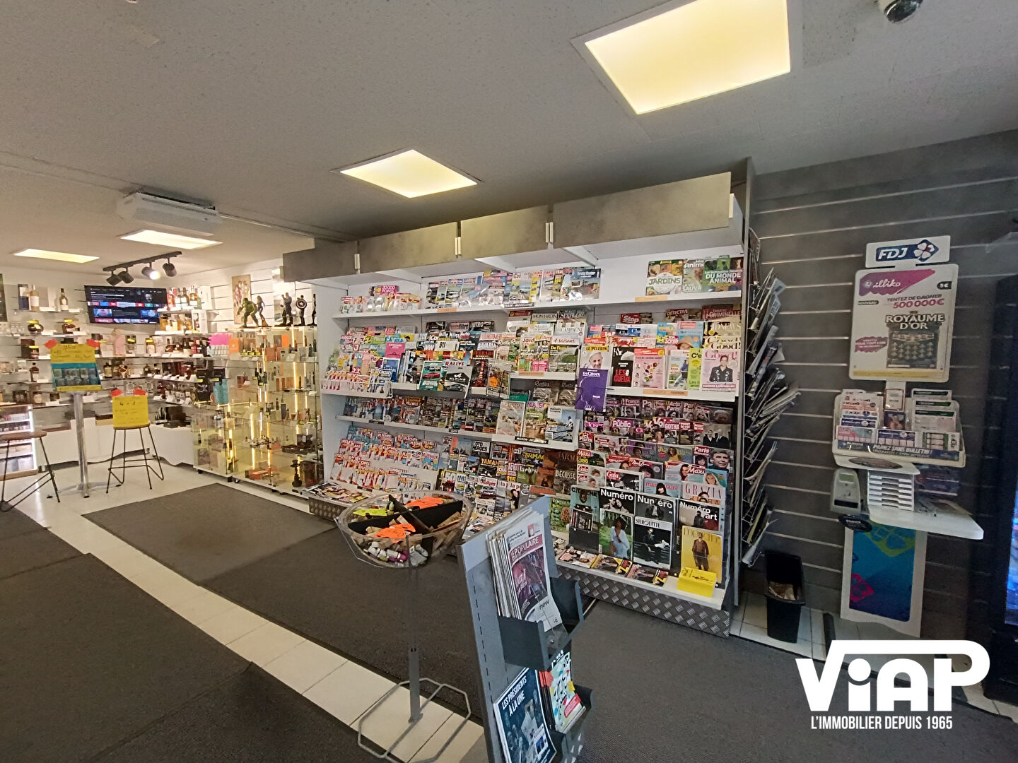 Photo Première couronne de Limoges, Tabac sec image 3/6