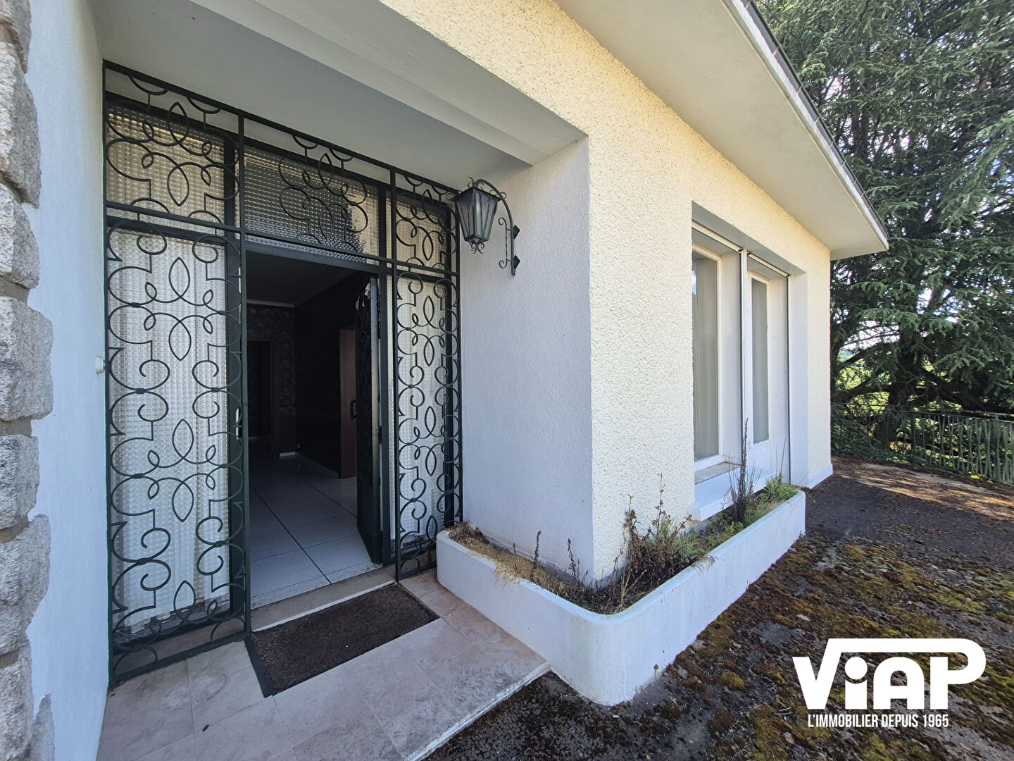 Photo Maison des années 60 dans le centre de saint Junien image 2/6