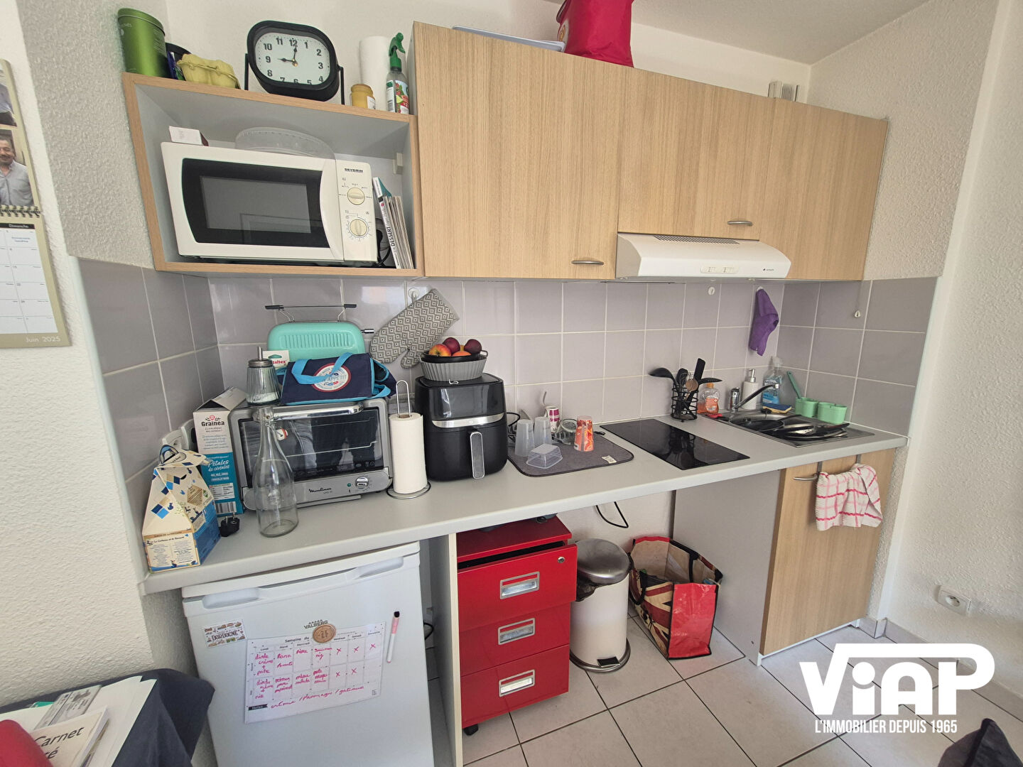 Photo Studio loué dans résidence récente image 3/5