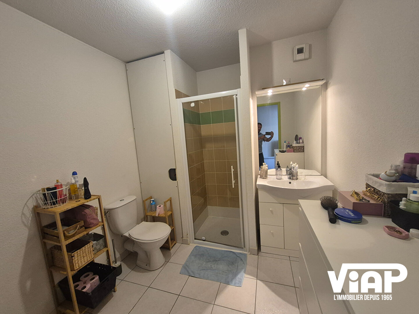 Photo Studio loué dans résidence récente image 4/5