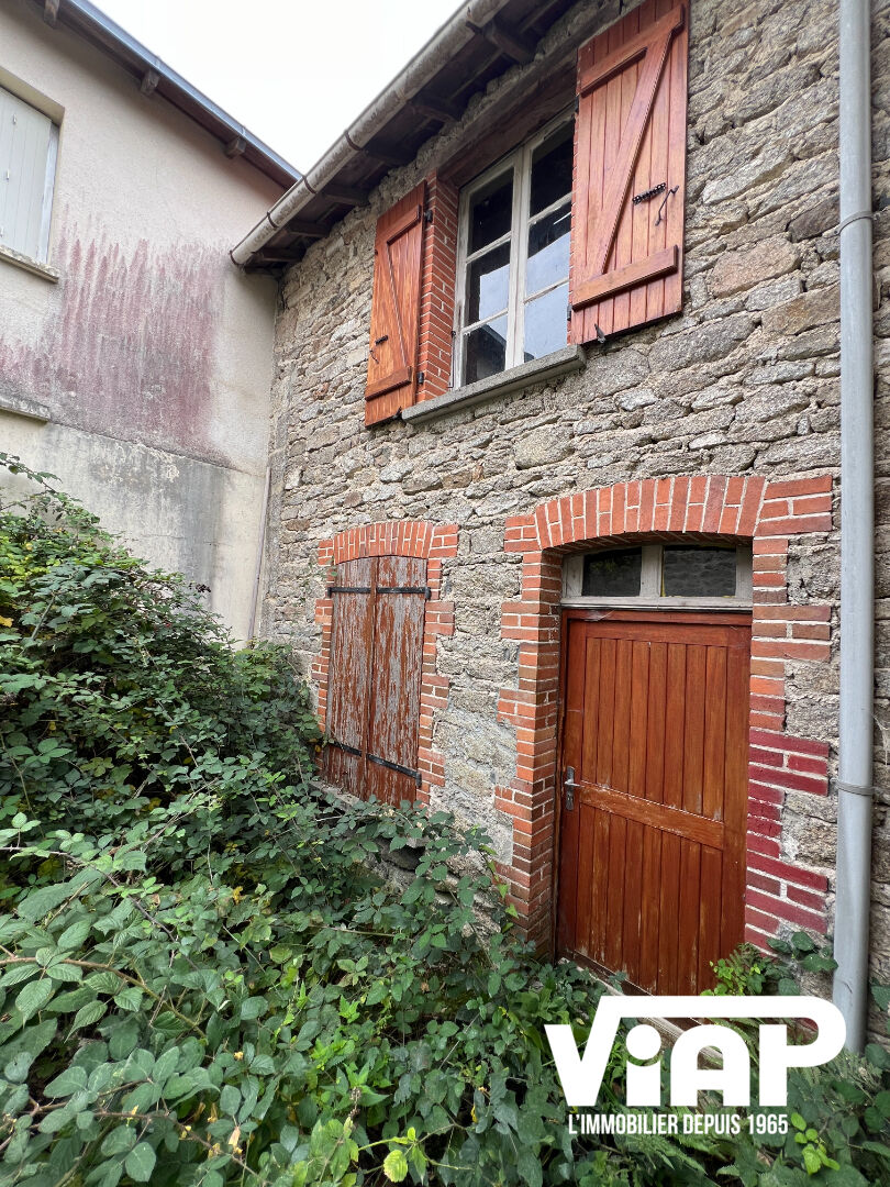 Photo Maison Saint Amand Jartoudeix 50 m2 image 1/6