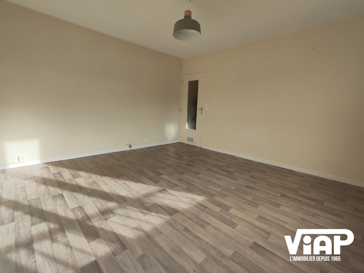 Photo GRAND T1 DE 34m² PROCHE FAC DES SCIENCES image 1/6