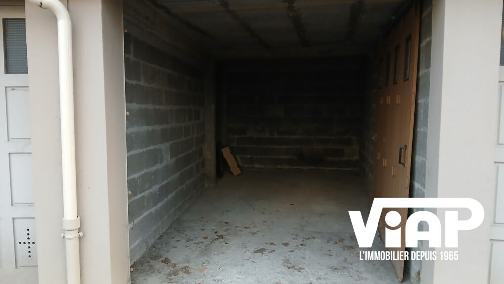 Photo GARAGE PROCHE CHU image 2/2