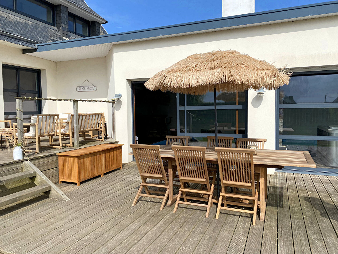 Photo Maison de charme avec piscine Intérieure et Jacuzzi à 300m de la Mer - Brignogan-Plage image 1/6