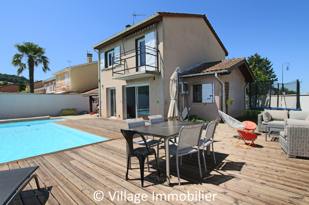 EXCLUSIVITE SAINT PIERRE DE CHANDIEU MAISON 5 pièces piscine 395 000 Mions 69780 EXCLUSIVITE SAINT PIERRE DE CHANDIEU MAISON 5 pièces piscine 395 000 Mions 69780