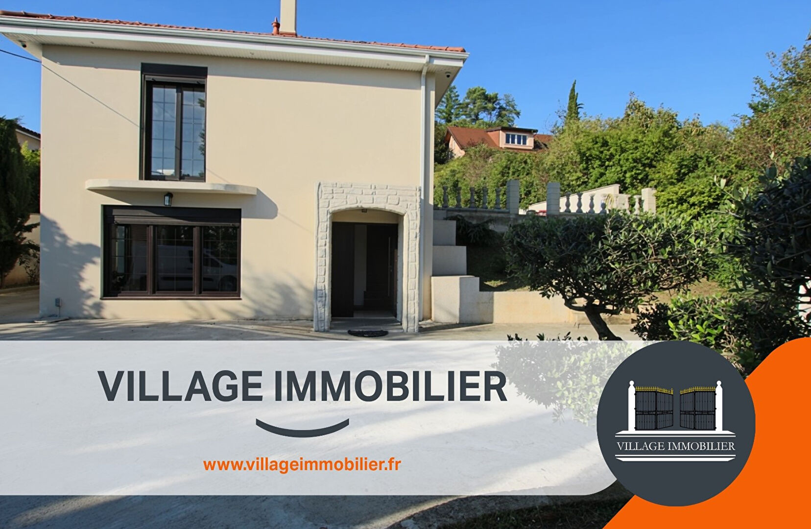 Maison rénovée de caractère avec piscine - Toussieu - 185 m2