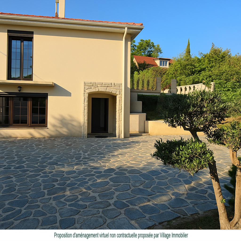 Photo Maison rénovée de caractère avec piscine - Toussieu - 163 m2 image 3/6