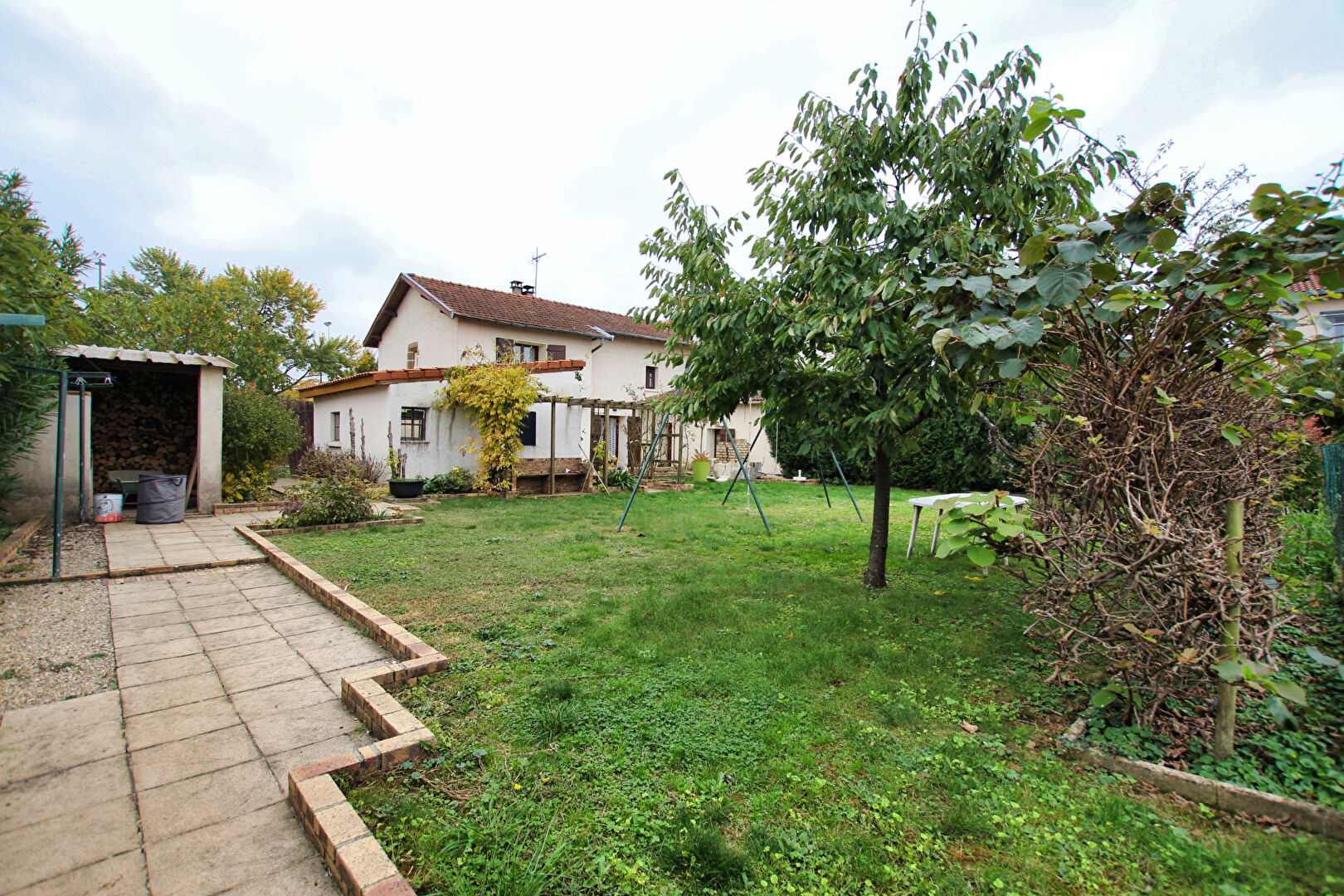 Photo Maison St Priest Manissieux image 2/6