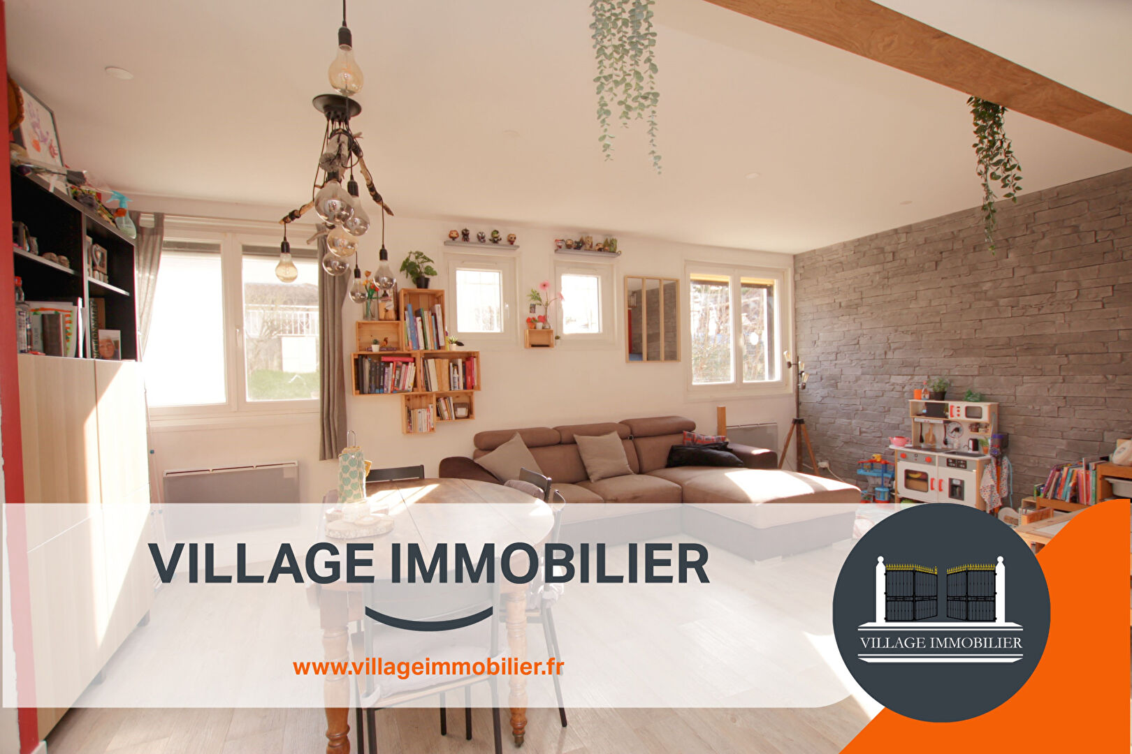 Agence immobilière de VILLAGE IMMOBILIER - VILLAGE IMMOBILIER MIONS