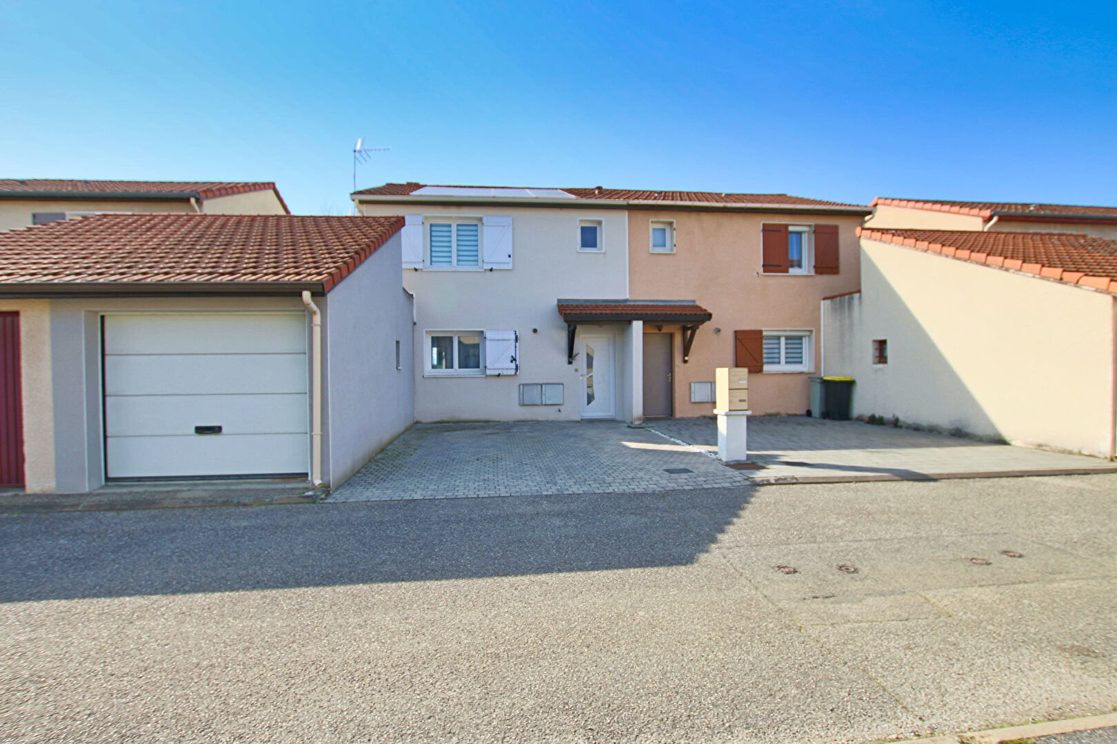 Photo MIONS - Maison de type 4 image 2/6