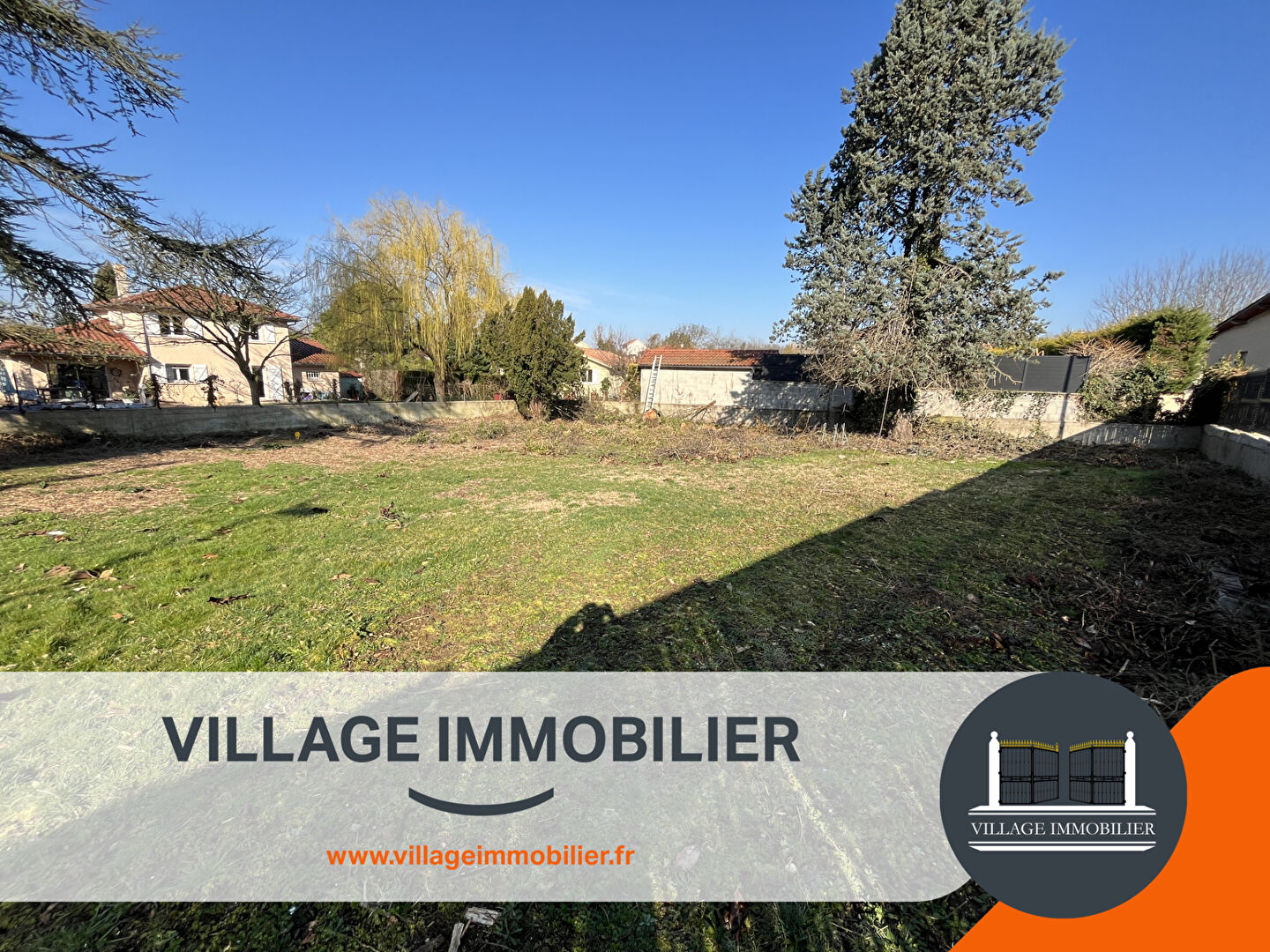 Terrain Frontonas 548 m2