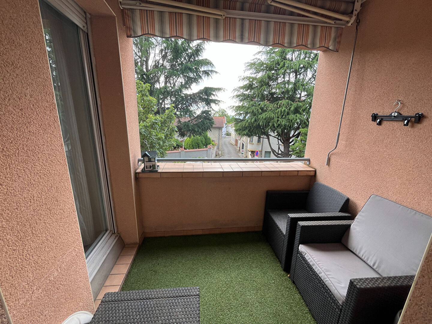 Photo Saint-Priest, au coeur du village, T3, une opportunité rare image 6/6