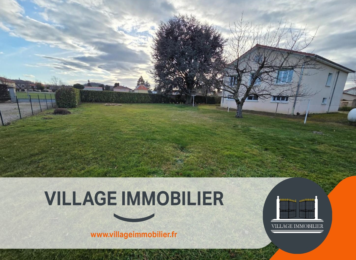 Agence immobilière de VILLAGE IMMOBILIER - VILLAGE IMMOBILIER MIONS