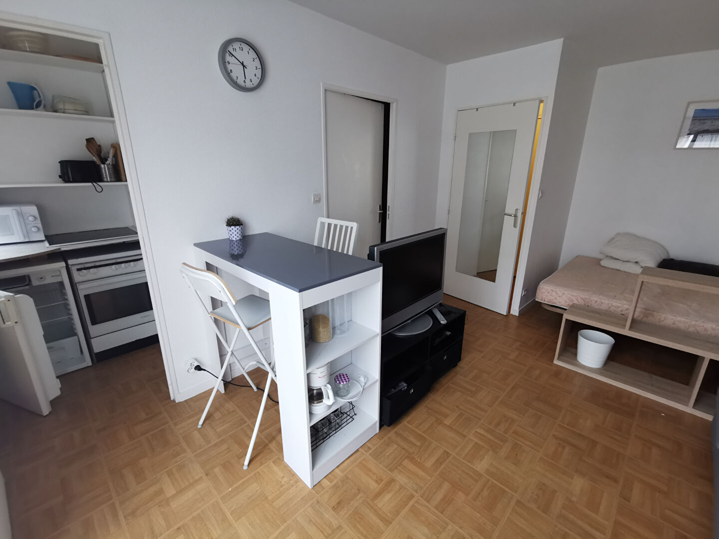Photo A Louer - Studio Rennes - 21.82 m² image 2/6