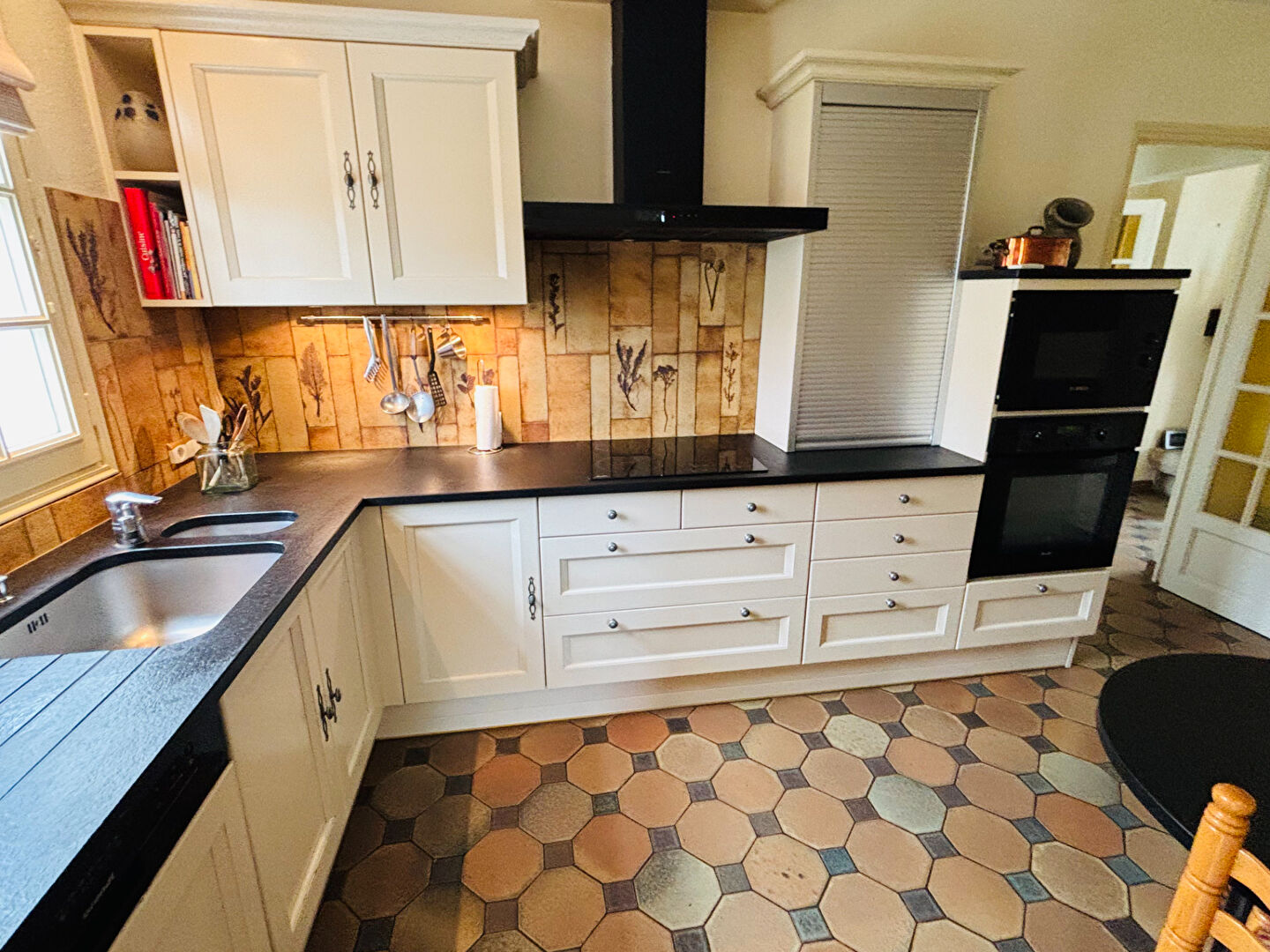 Photo SPACIEUSE MAISON FAMILIALE 4 chambres Centre de Saint Lyphard image 6/6