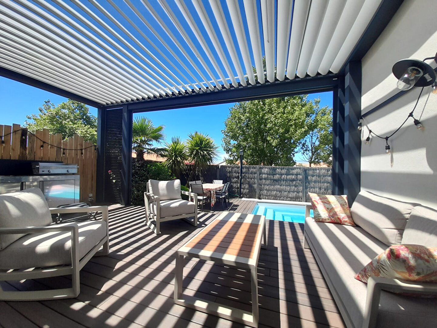 Photo Maison de plain-pied - 90 m² hab image 1/4