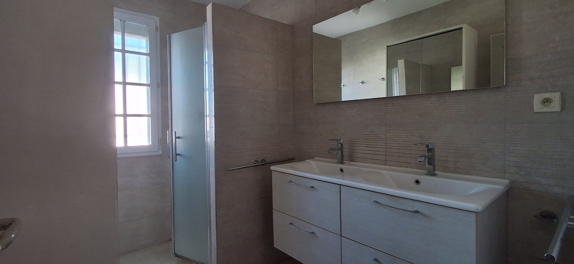 Photo LES SABLES D'OLONNE - Maison avec studio attenant image 6/6