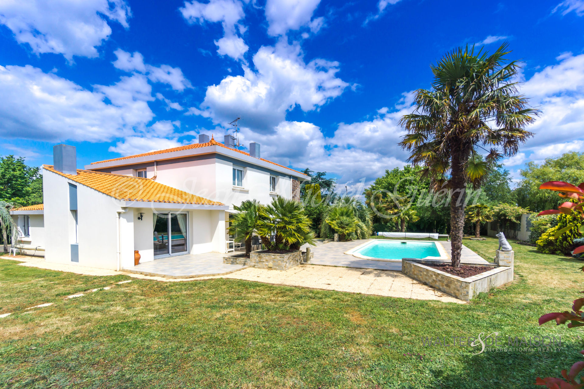 Maison à Vendre Saint Hilaire De Riez Maison St Hilaire De Riez 10 pièce(s) 215 m2 - 6 ch. sur 2 niveaux