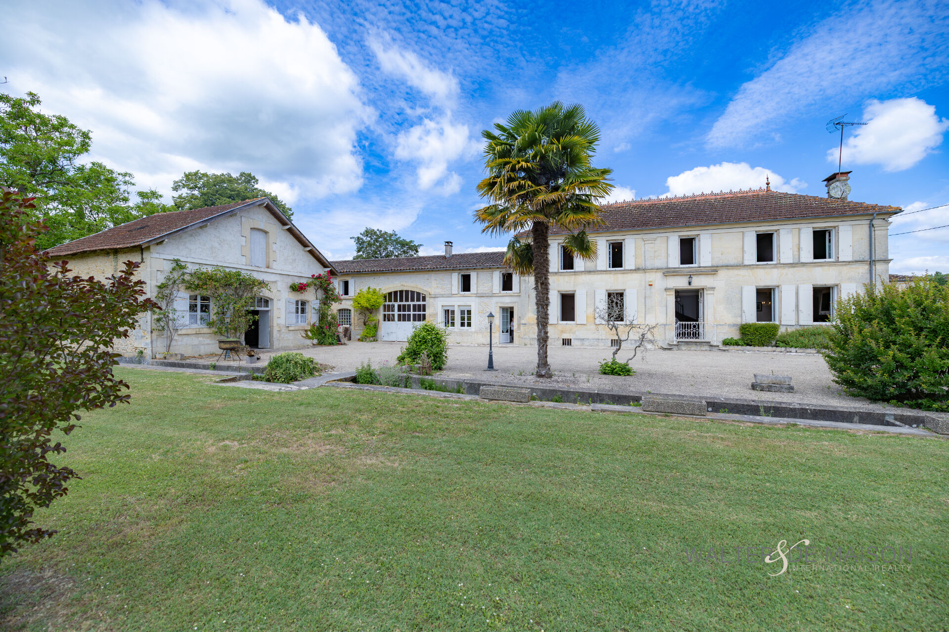 Logis du XIXe siècle - Parc Paysagé et Dépendances - Val de Cognac (16)