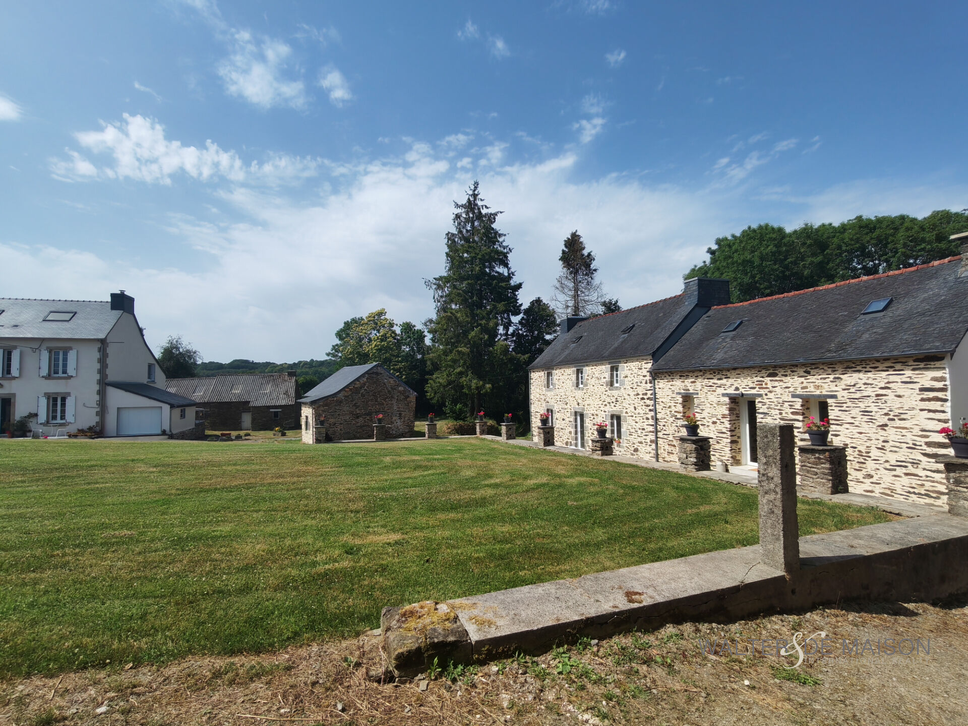 Havre de paix authentique au coeur de la campagne bretonne à Lopérec