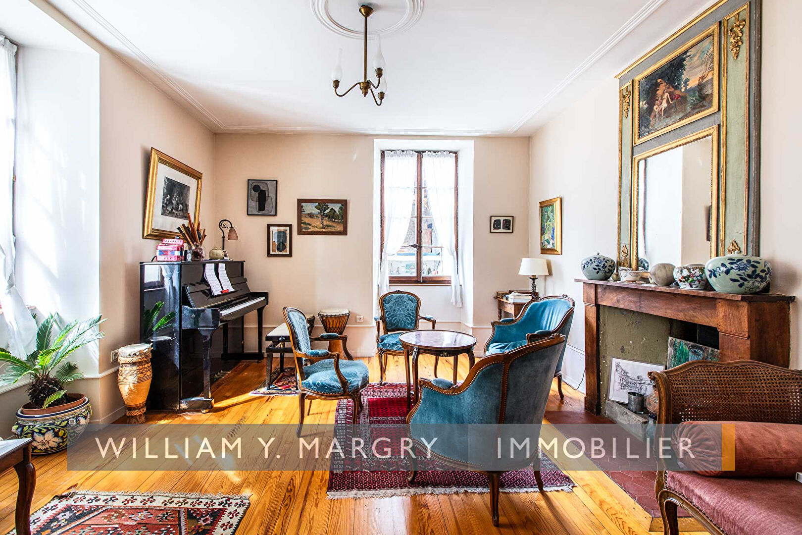 Agence immobilière de 
 WILLIAM Y. MARGRY - WILLIAM Y. MARGRY 

