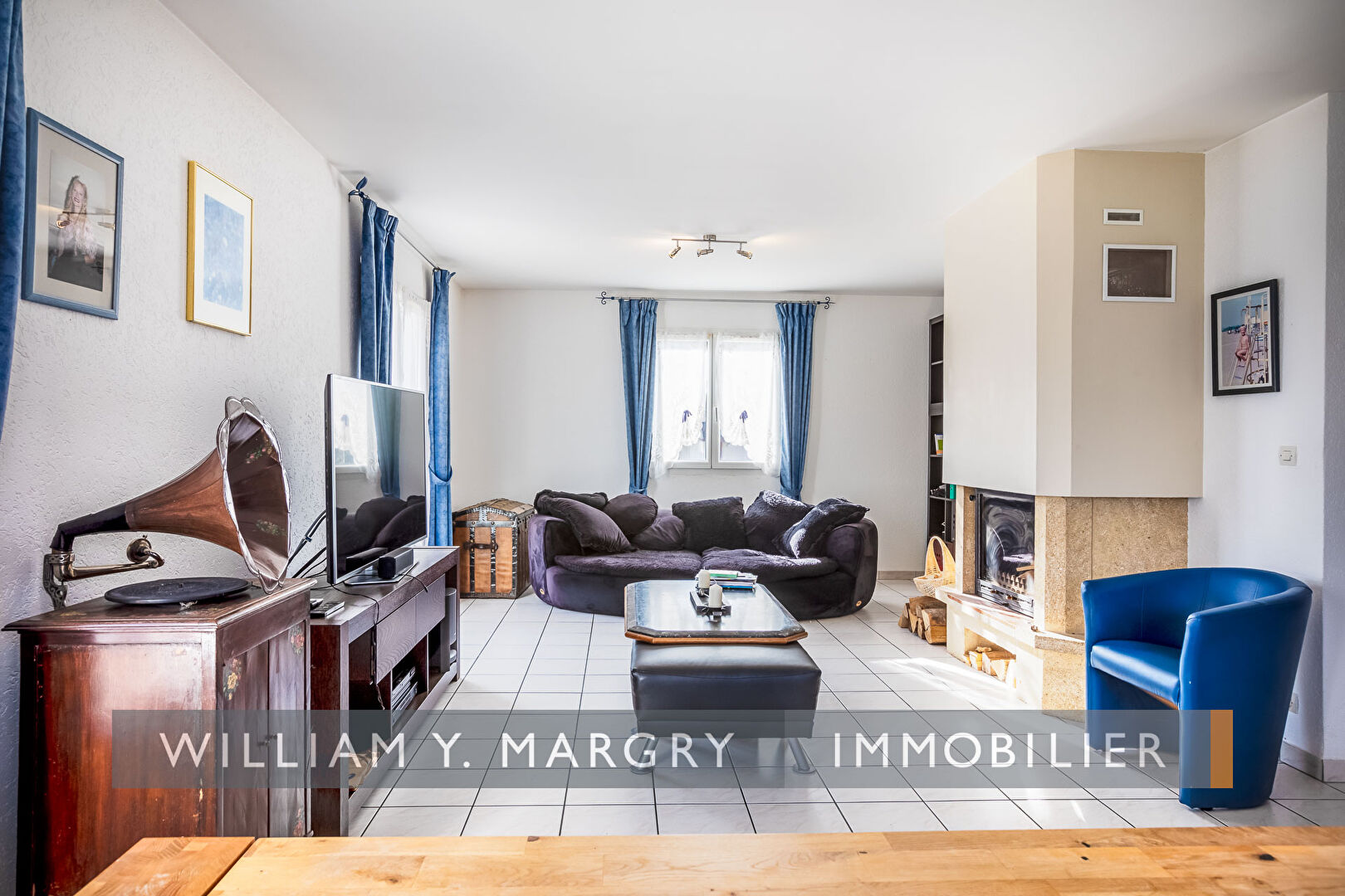 Photo Maison Segny 5 pièce(s) 217 m2 image 3/6