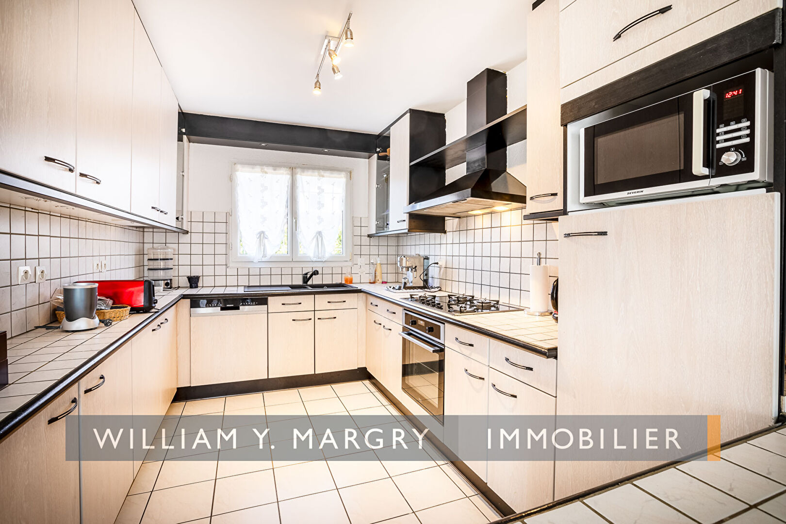 Photo Maison Segny 5 pièce(s) 217 m2 image 5/6