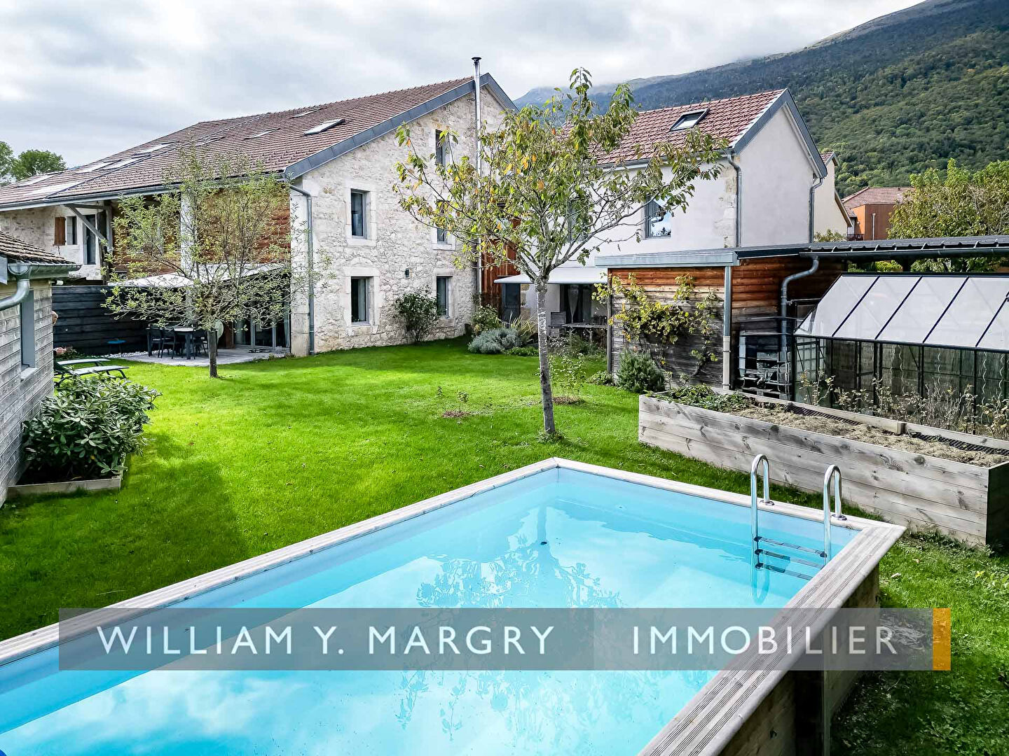 Agence immobilière de 
 WILLIAM Y. MARGRY - WILLIAM Y. MARGRY 

