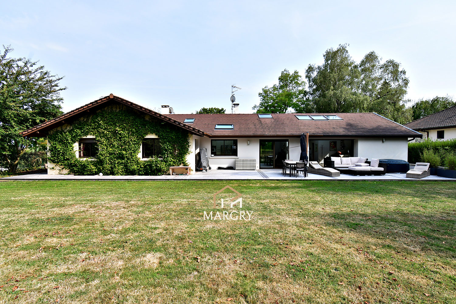 Photo Maison de plain-pied sur une parcelle de 2600m². image 2/6