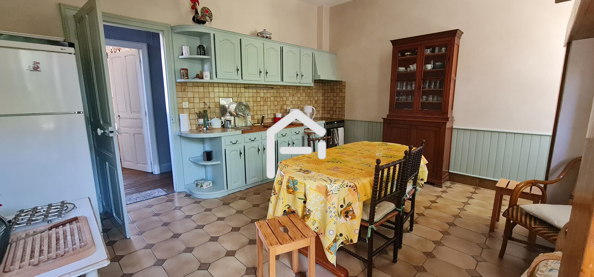 Photo Vrai coup de coeur pour cette maison de maître ! image 1/6