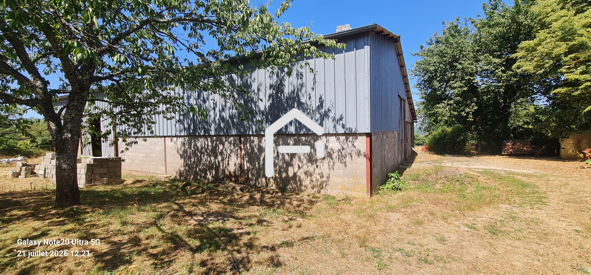 Bien agricole de 10 hectares avec un puits !