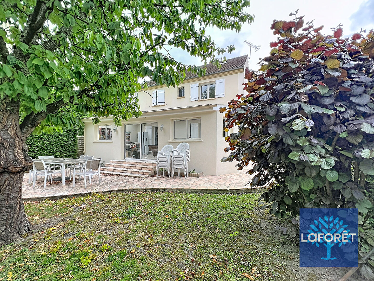 Maison Baulne 7 pièce(s) 135 m2 , 720m² de Terrain avec piscine