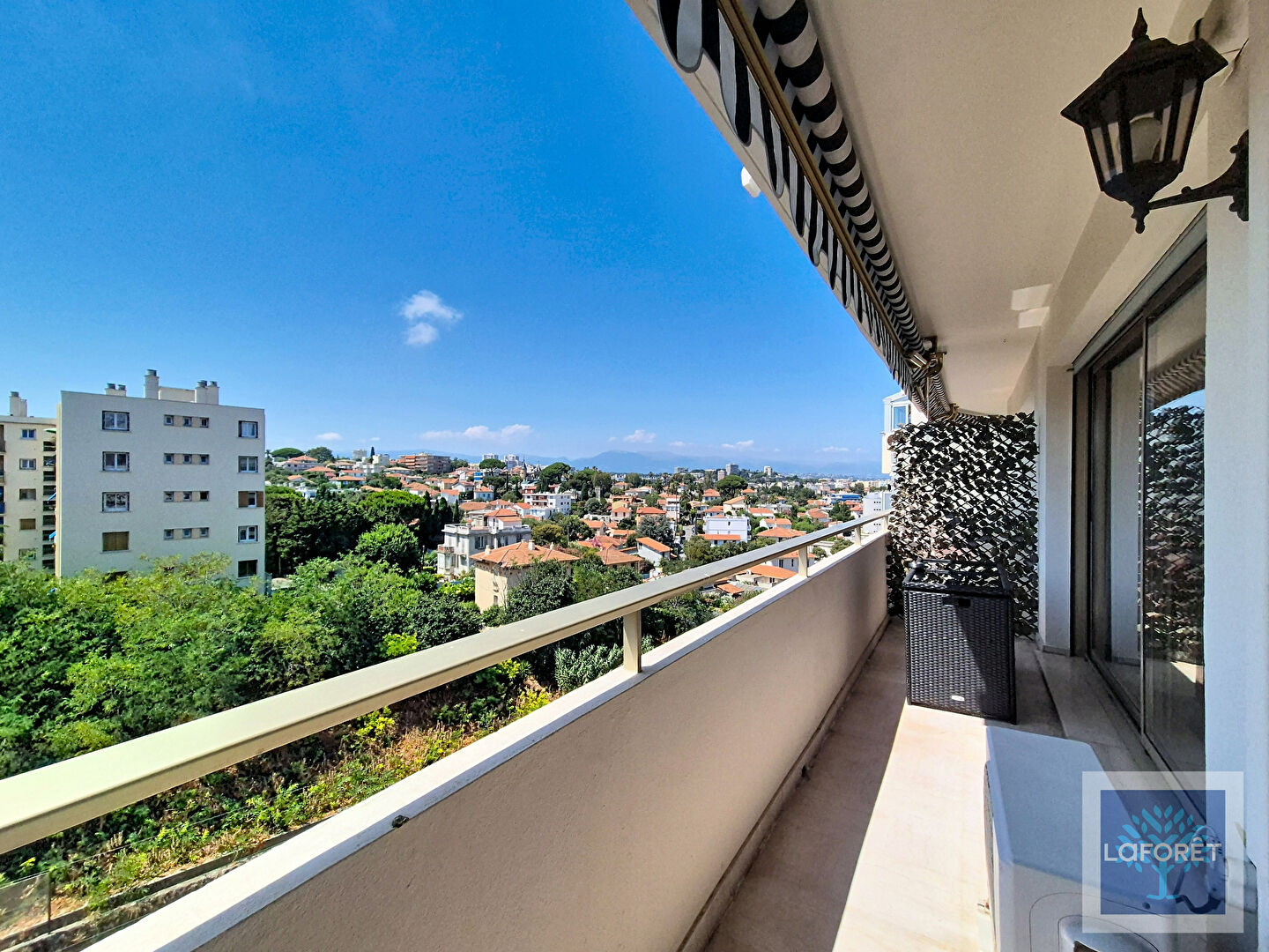 Appartement Antibes 1 pièce 22 m2 Vue Dégagée