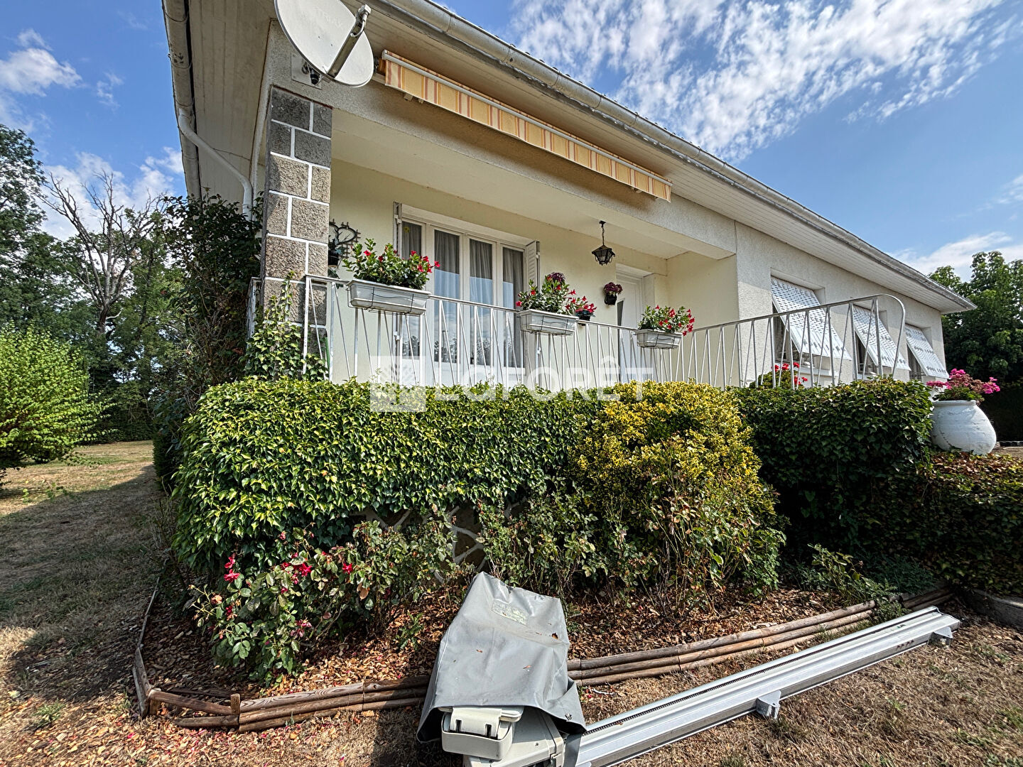 Maison individuelle plain pied sur sous sol - Terrain plat