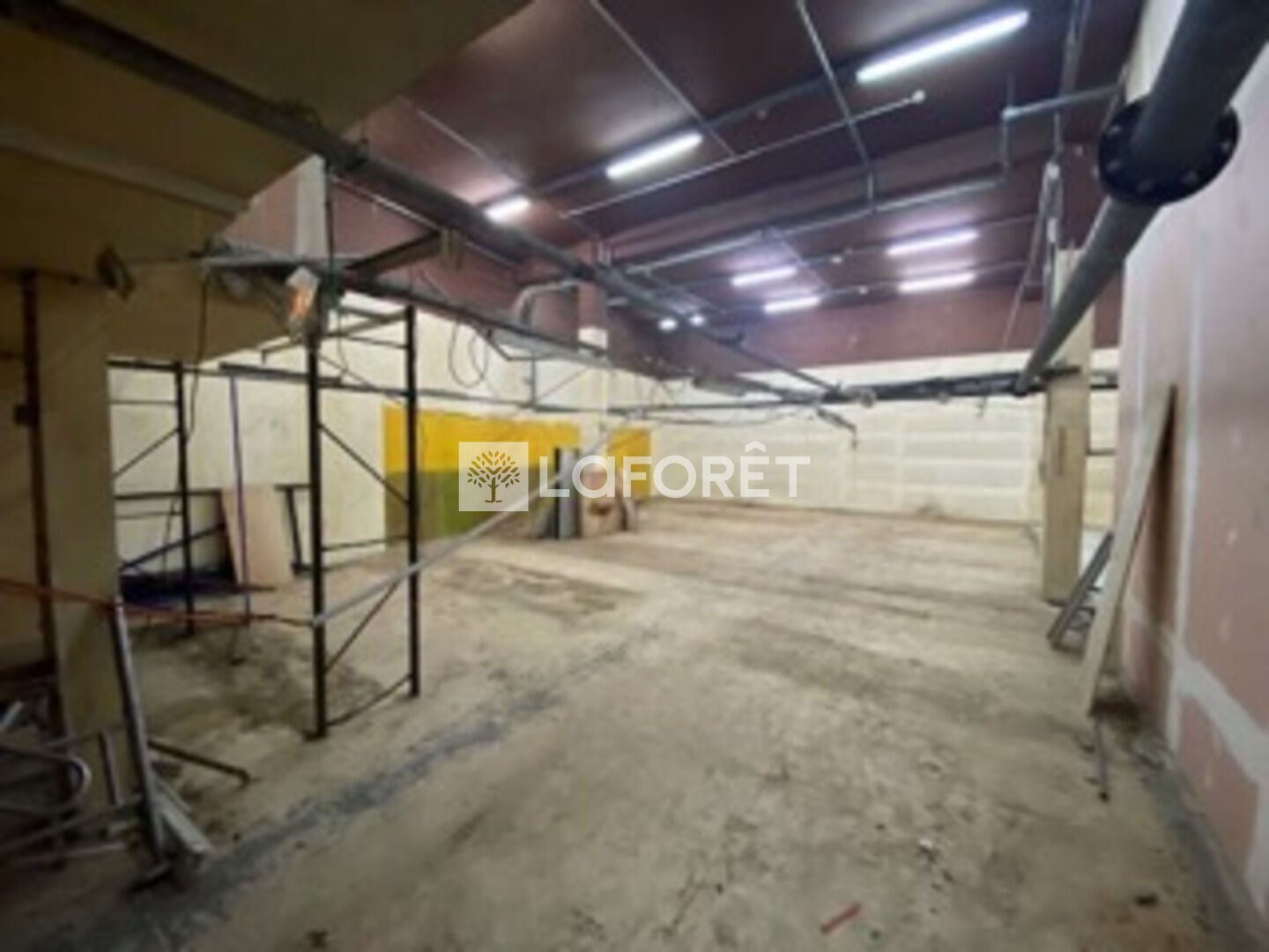 Local commercial de 1878 m² - Pointe à Pitre - 530 000 €